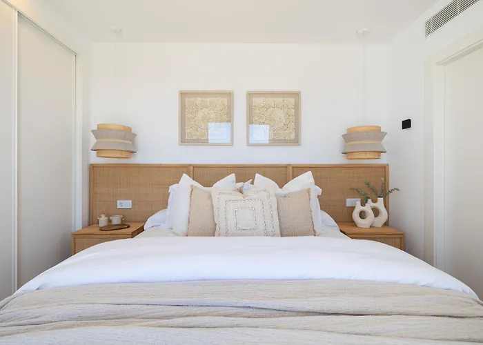 Luxury Penthouse Duplex One80 By Aora * إِستيبونا