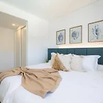 Luxury Penthouse Duplex One80 By Aora *